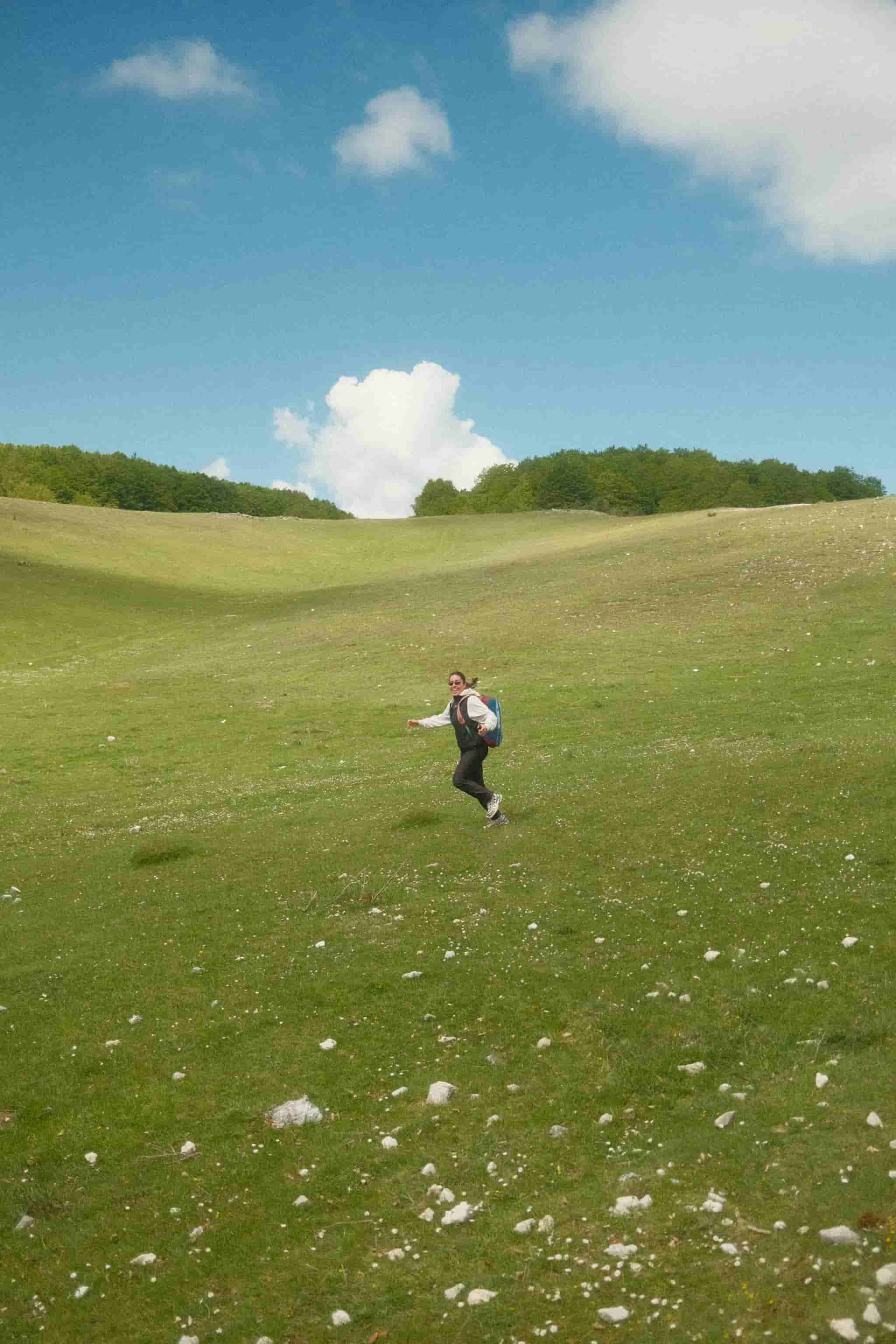 Gaia che corre felice